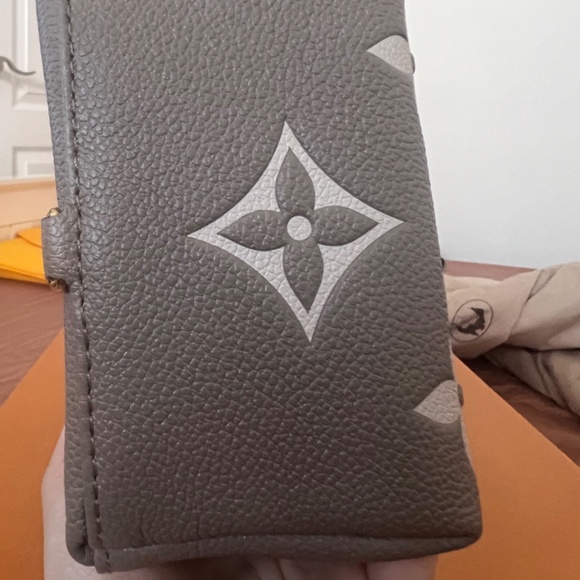 Louis Vuitton Tiny Backpack - Picture 5 of 14